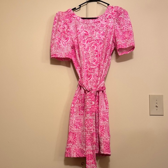 Lilly Pulitzer Harriet Dress in the print “Piñata Pink New Bloom On The Block” - Picture 2 of 8